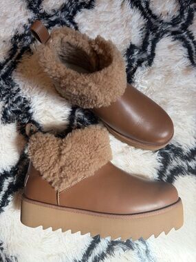 UGG Women's Brown Faux-Shearling Platform Ankle Boots